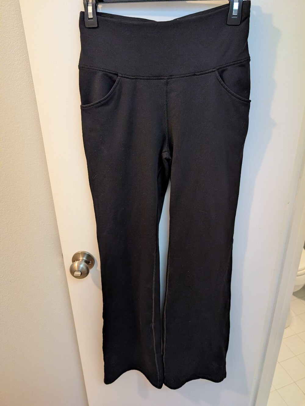 High-Waist Luga  Black Workout/ Stretch  Pants with Pockets